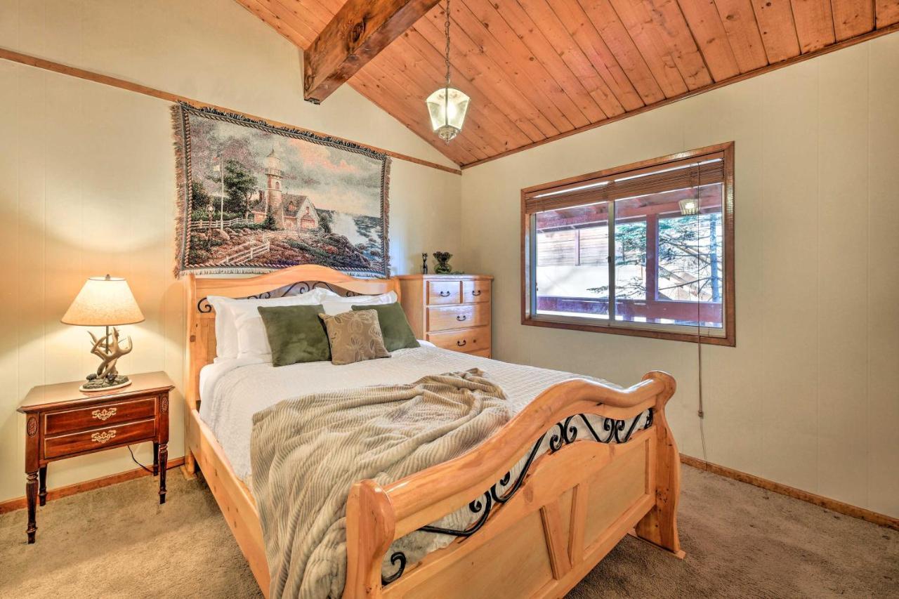 Lake Arrowhead Cabin With Deck And Stunning Mtn Views! San Bernardino Extérieur photo